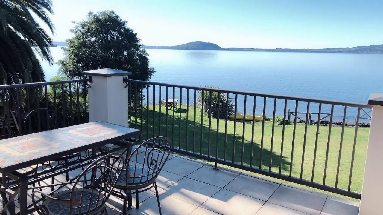 Super Lake Edge Lodge روتوروا 0*,