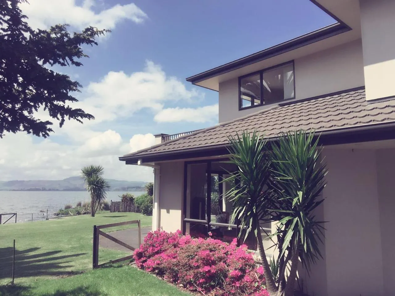 فيلة Super Lake Edge Lodge روتوروا